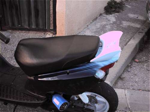 scoot2 web.jpg (20817 octets)